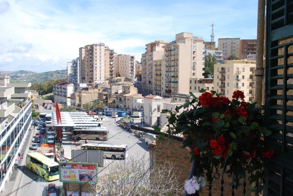 Casa Di Nonna Gina Apartment Agrigento Ngoại thất bức ảnh